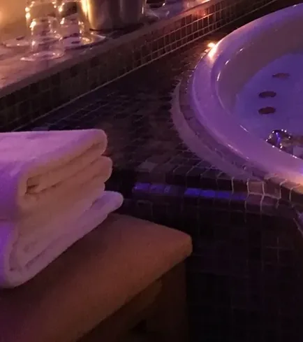 Hamam havlu seti — Lila Spa, Bayrampaşa misafirlerine hizmet veren salon